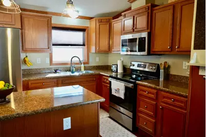 108 S 1st St. #11, Elysian, MN 56028 - Photo 3