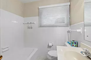 6836 Ewing Ave N, Brooklyn Center, MN 55429 - Photo 31