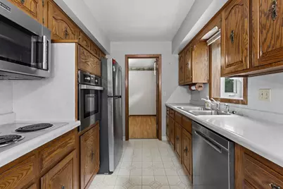 6836 Ewing Avenue N, Brooklyn Center, MN 55429 - Photo 23