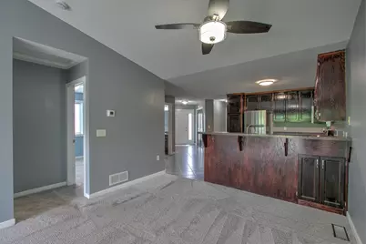 2160 Cleveland Lane S, Cambridge, MN 55008 - Photo 7
