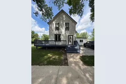 400 Walnut Street SW, Sleepy Eye, MN 56085 - Photo 3