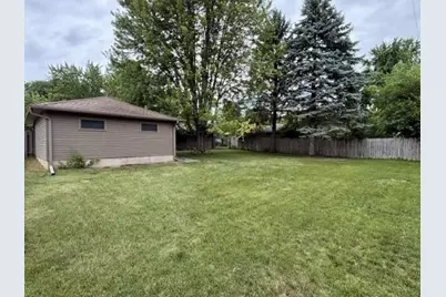 8633 Greenway Avenue S, Cottage Grove, MN 55016 - Photo 9
