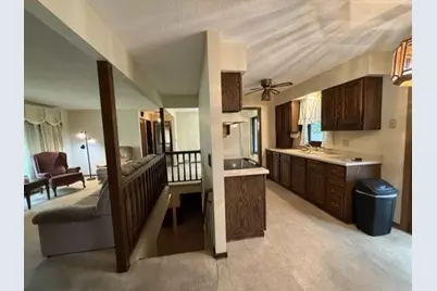 8633 Greenway Avenue S, Cottage Grove, MN 55016 - Photo 15