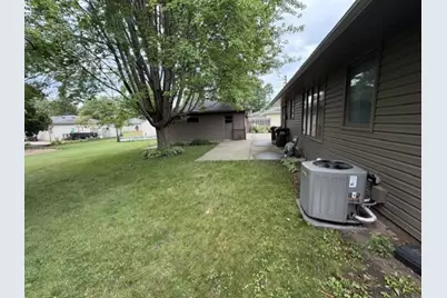 8633 Greenway Avenue S, Cottage Grove, MN 55016 - Photo 7