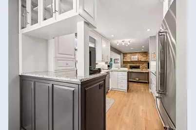 5551 W 93rd Street, Bloomington, MN 55437 - Photo 15