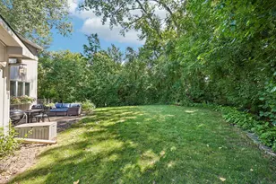 5551 W 93rd St, Bloomington, MN 55437 - Photo 45