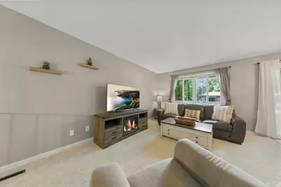 6856 Macbeth Circle, Woodbury, MN 55125 - Photo 3