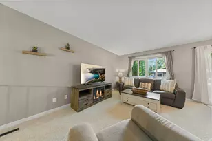 6856 MacBeth Cir, Woodbury, MN 55125 - Photo 3