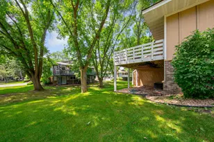 6856 MacBeth Cir, Woodbury, MN 55125 - Photo 35