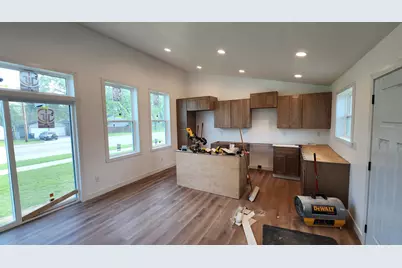 801 17th Avenue N, Fargo, ND 58102 - Photo 3