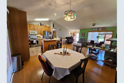712 Mlinar Avenue, Spring Valley, MN 55975 - Photo 7