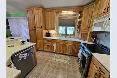 712 Mlinar Avenue, Spring Valley, MN 55975 - Photo 9