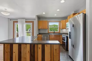 915 W Marshall St, Rice Lake, WI 54868 - Photo 9