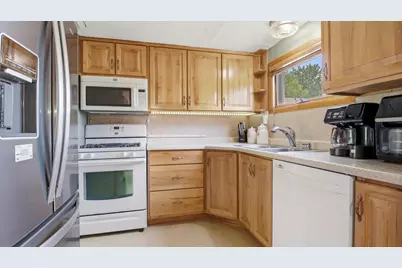 417 S 7th Street, Cameron, WI 54822 - Photo 9