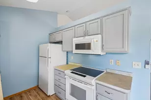 1217 Maple St, Farmington, MN 55024 - Photo 15