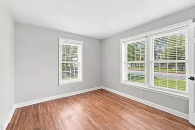 928 2nd Avenue E, Shakopee, MN 55379 - Photo 5