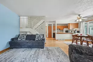 4920 Grenwich Trail N, Oakdale, MN 55128 - Photo 3