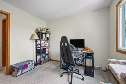 4920 Grenwich Trail N, Oakdale, MN 55128 - Photo 13