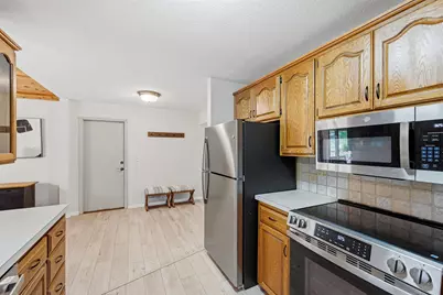 10925 Russell Avenue S, Bloomington, MN 55431 - Photo 15