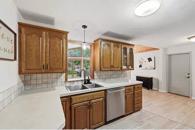 10925 Russell Avenue S, Bloomington, MN 55431 - Photo 13