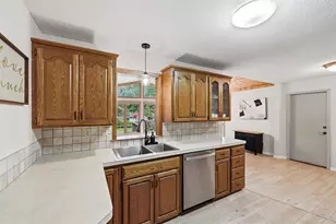 10925 Russell Ave S, Bloomington, MN 55431 - Photo 13