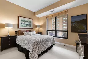 100 3rd Ave S, Minneapolis, MN 55401 - Photo 15