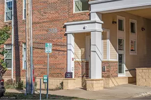 308 E 18th St, Minneapolis, MN 55404 - Photo 39