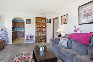 815 Augusta St, Rice Lake, WI 54868 - Photo 9