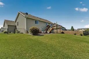 2101 Starburst Dr SW, Rochester, MN 55902 - Photo 33