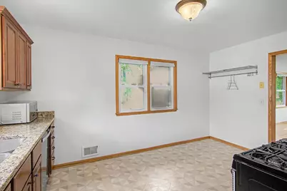 3456 Lee Avenue N, Crystal, MN 55422 - Photo 17