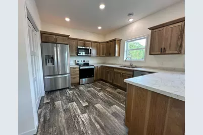 711 Cherry Lane, Perham, MN 56573 - Photo 3