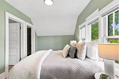 1437 Englewood Avenue, Saint Paul, MN 55104 - Photo 15