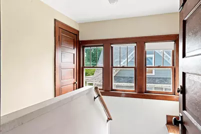 1437 Englewood Avenue, Saint Paul, MN 55104 - Photo 17