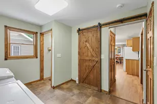 920 N Spring St, Luverne, MN 56156 - Photo 23