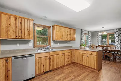 920 N Spring Street, Luverne, MN 56156 - Photo 9