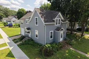 619 E Wells St, Durand, WI 54736 - Photo 33