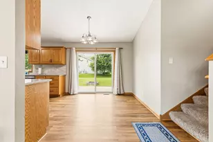 202 Rainbow Dr, Marshall, MN 56258 - Photo 7