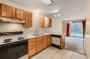 18169 Settlers Way, Eden Prairie, MN 55347 - Photo 15