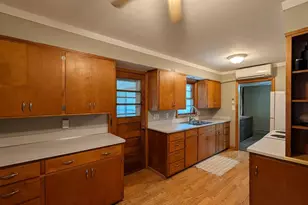 1301 Ridgeview Dr, Montevideo, MN 56265 - Photo 5