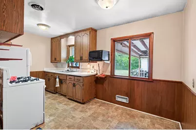 8647 Imperial Avenue S, Cottage Grove, MN 55016 - Photo 3