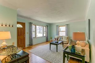 2128 Case Ave E, Saint Paul, MN 55119 - Photo 3