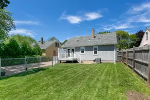 2128 Case Ave E, Saint Paul, MN 55119 - Photo 29
