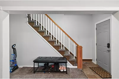 1076 Ross Avenue, Saint Paul, MN 55106 - Photo 3