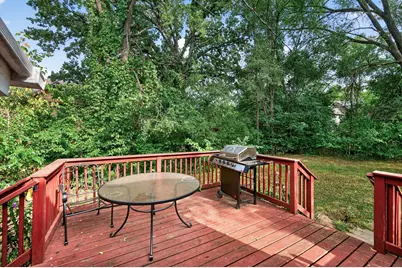 1076 Ross Avenue, Saint Paul, MN 55106 - Photo 11