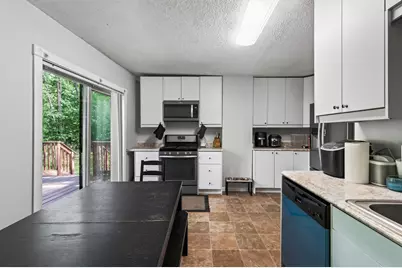 1076 Ross Avenue, Saint Paul, MN 55106 - Photo 9