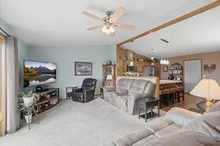 1022 W Ridge Ct, New Richmond, WI 54017 - Photo 5