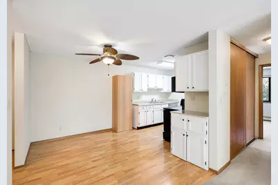 4 Pine Tree Drive #320, Arden Hills, MN 55112 - Photo 3