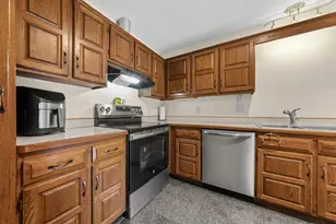 5533 Aldrich Dr N, Brooklyn Center, MN 55430 - Photo 11