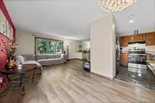 5533 Aldrich Dr N, Brooklyn Center, MN 55430 - Photo 5