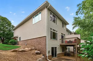 637 Crane Creek Ln, Eagan, MN 55121 - Photo 37